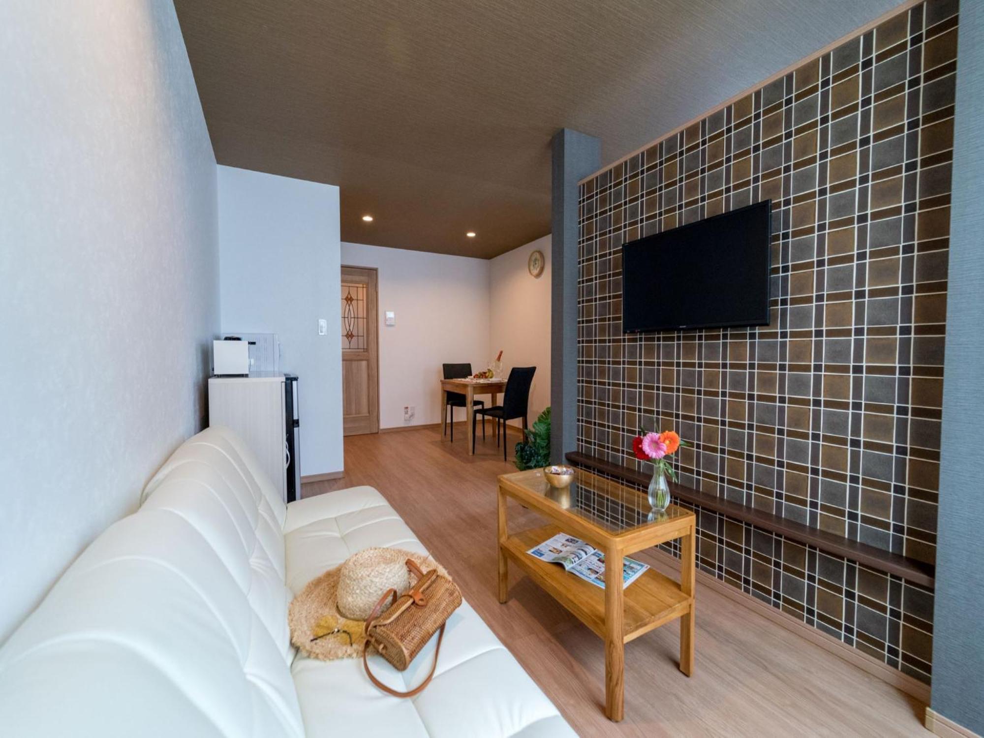 Hotel California Miyakojima Resort 外观 照片
